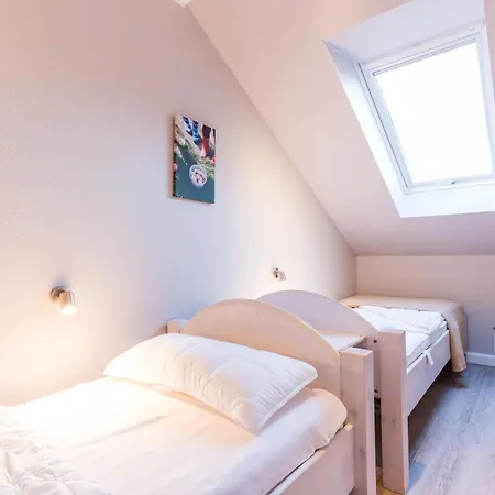 Holiday home Alte Schule 6 *